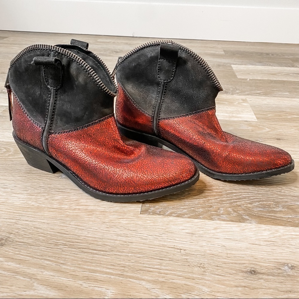 Sacha London | Metallic Red and Black Boots | Zipper top